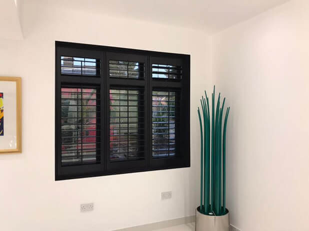 bromleyblackshutters1